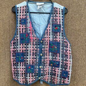 vintage Casey & Max cotton patchwork denim vest with a plaid lattice design and
